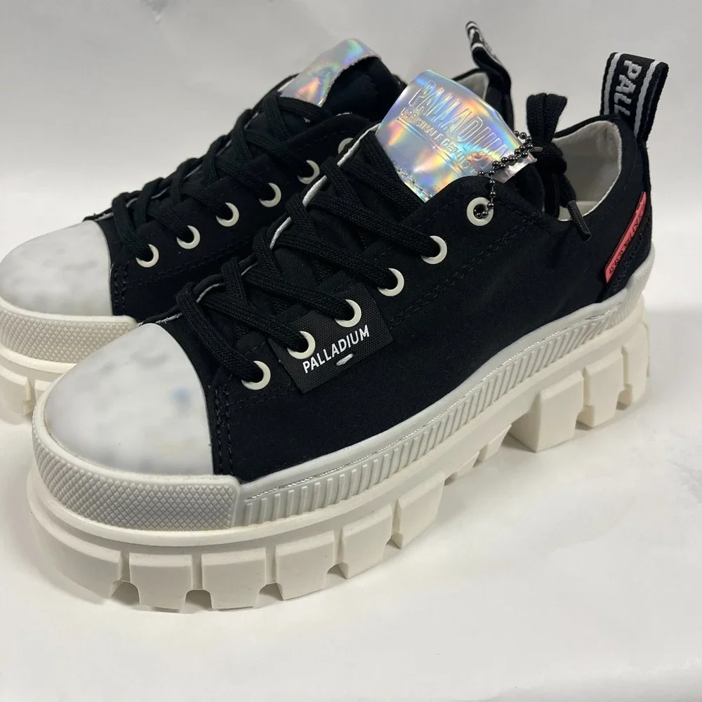 Palladium Revolt Womens 6 Black Marshmallow Chunky Sole‎ 97 Lo TX